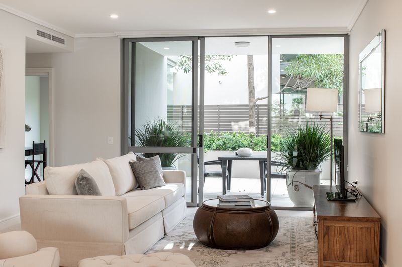 Light-filled Garden Apartment with Space, Privacy and Style