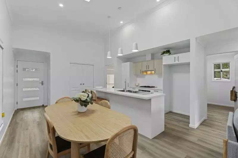 Perfect lock and leave