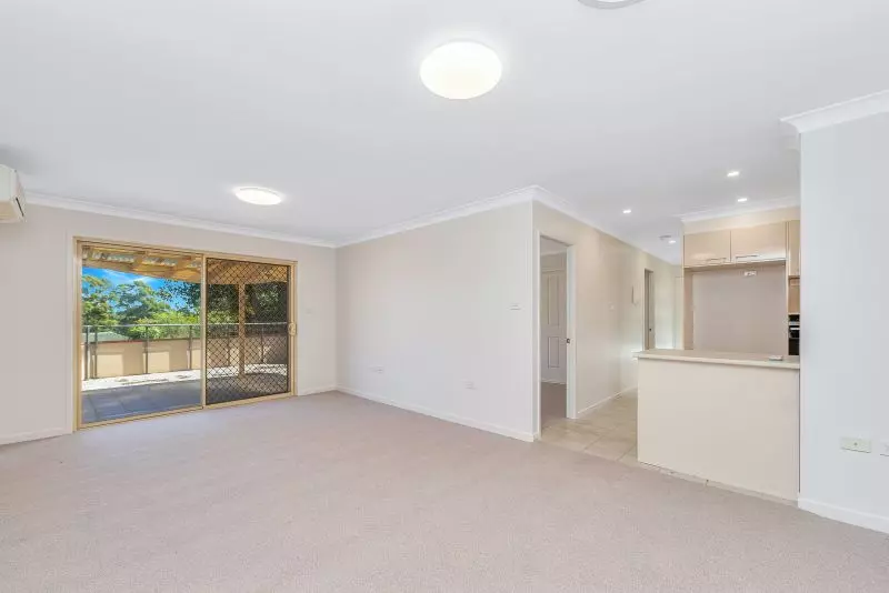 Low-Maintenance Villa with Covered Balcony