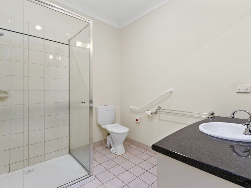 Spacious Villa with Flexible Living Options