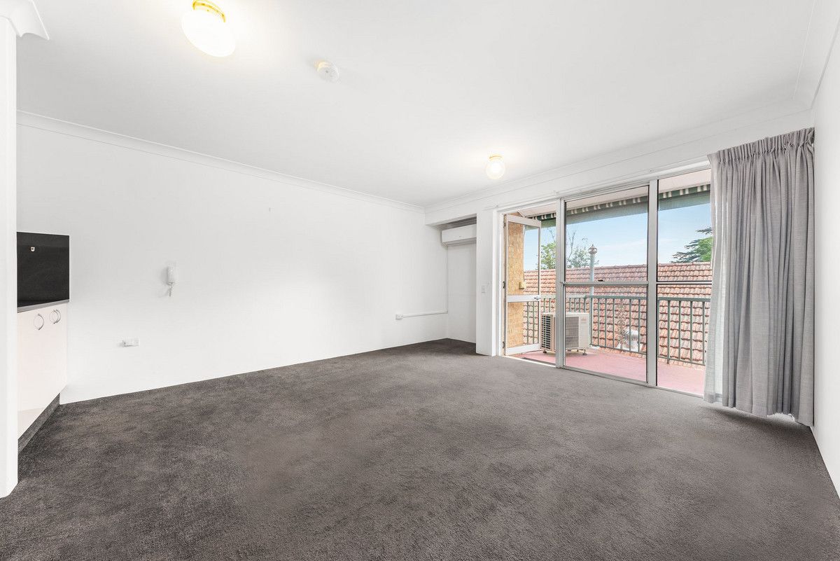 RECENTLY FULLY RENOVATED 1 off apartment with views to the horizon