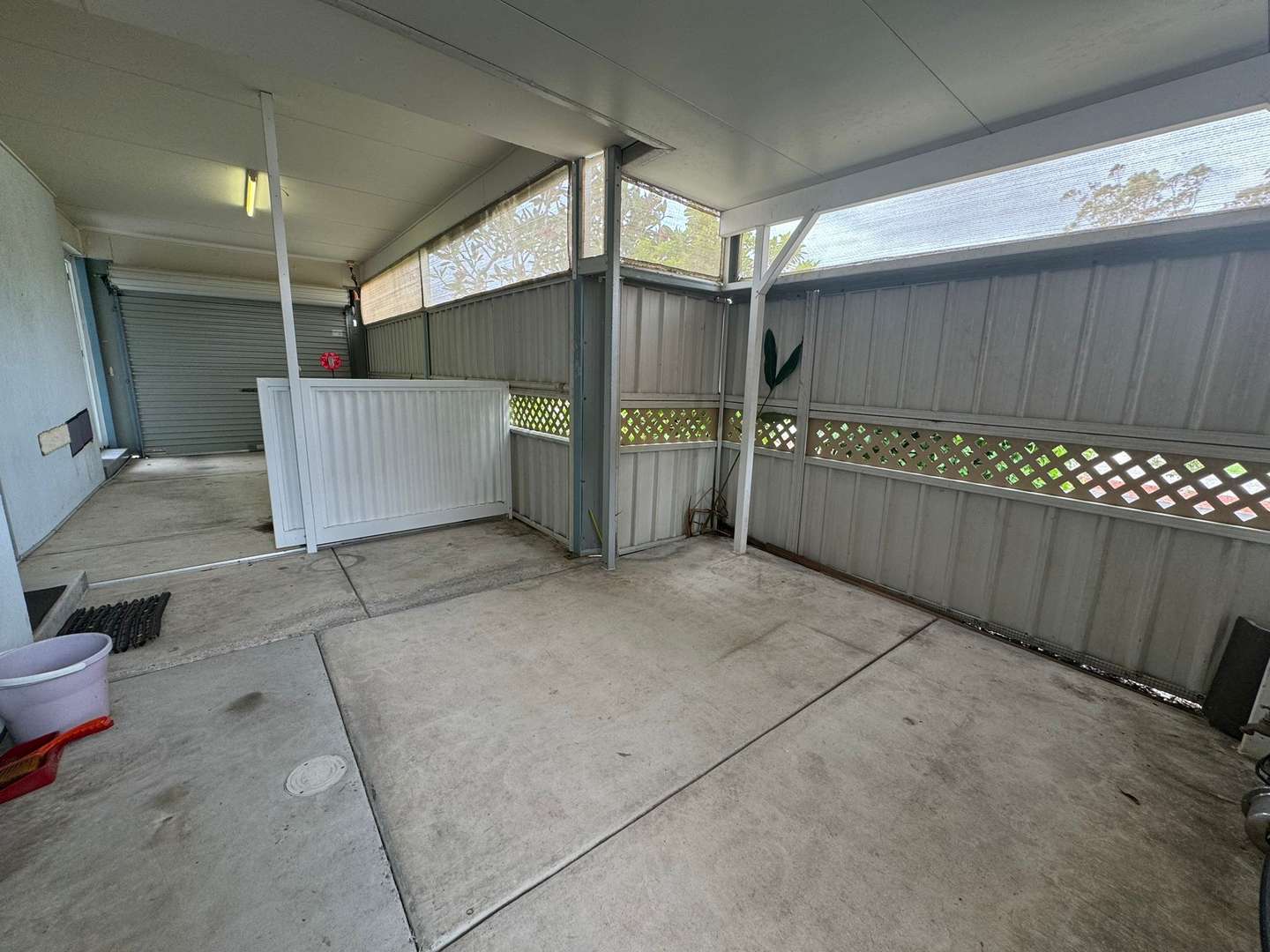 OVER 50'S LIFESTYLE LIVING - GATED COMPLEX