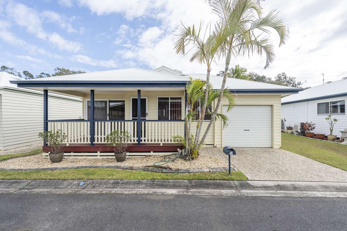 RELAXED COASTAL LIFESTYLE AWAITS