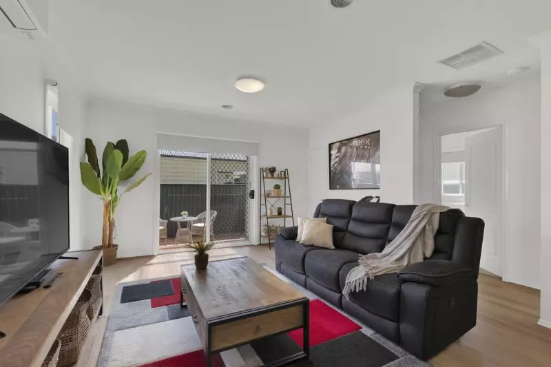 Lifestyle Communities Brookfield - Warm & modern appeal