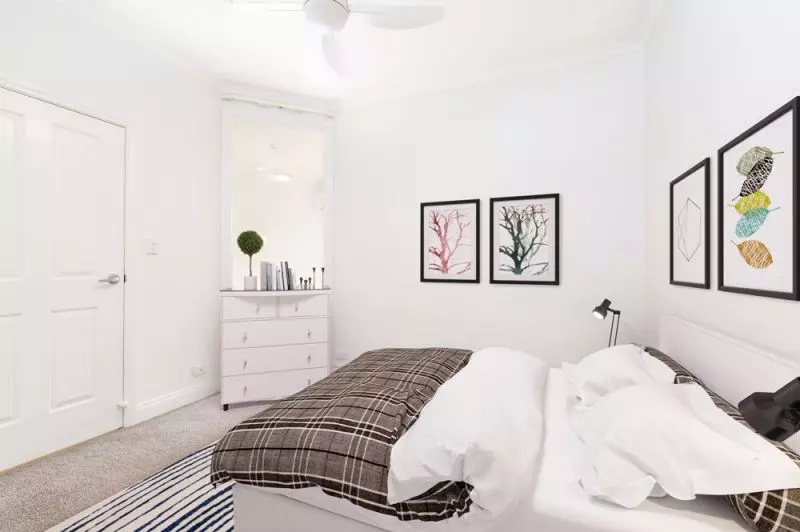 Spacious Care apartment with courtyard access