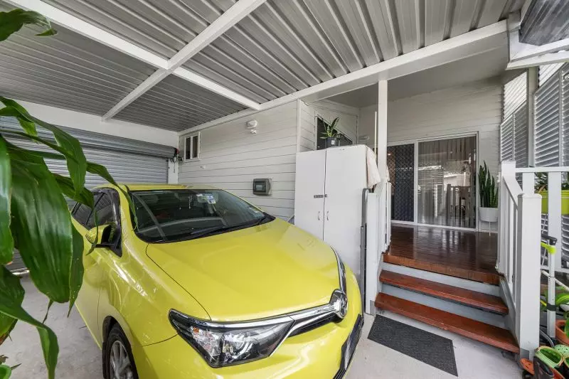 Quiet Corner Block - Prime Location