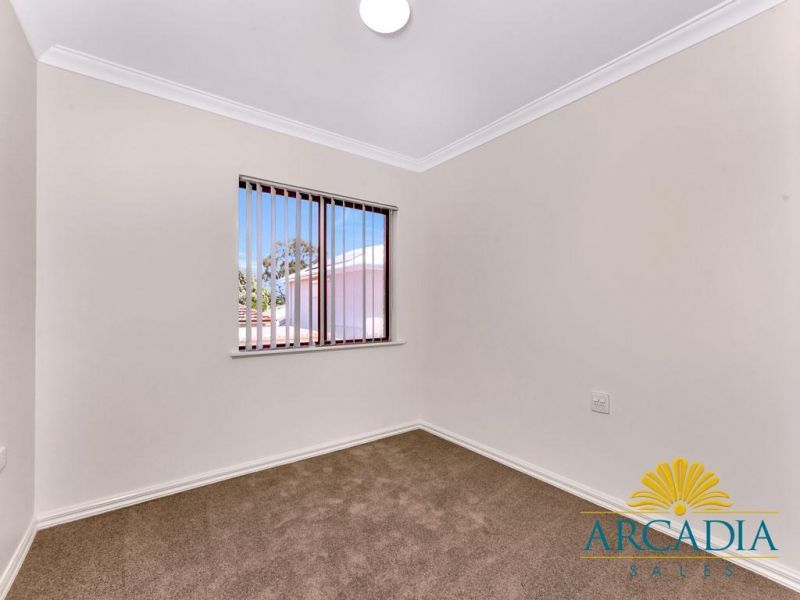 ARCADIA WATERS BICTON - 3 Bedroom, First Floor Stunner...