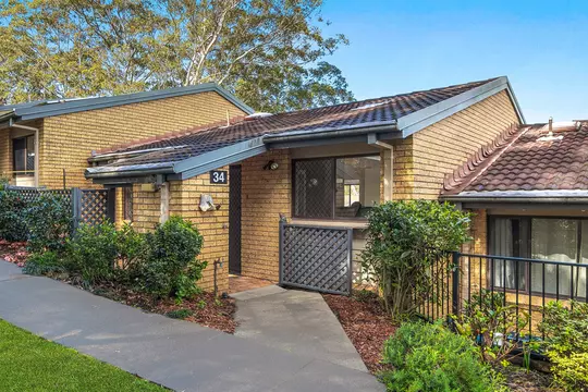 Bush-view Retreat with Open-plan Living and Private Balcony