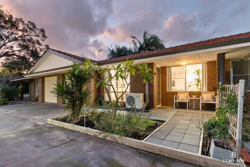 Simply Stunning and Feature Packed!