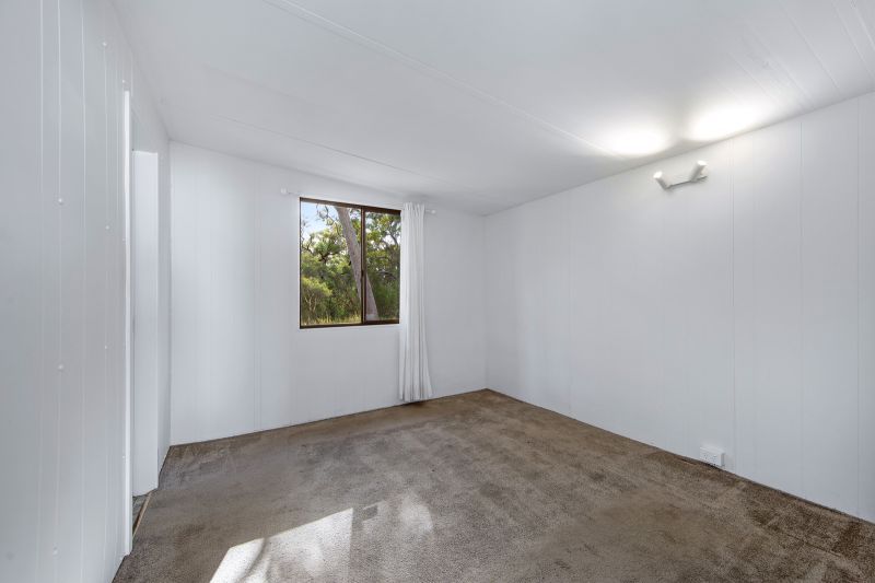 Prime Location- Backs on to Natural Bushland