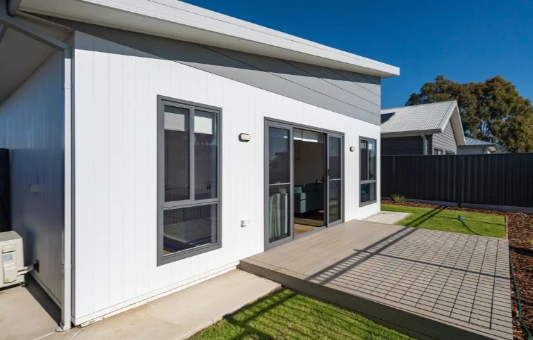 3 bed home with open plan kitchen flowing onto outdoor deck