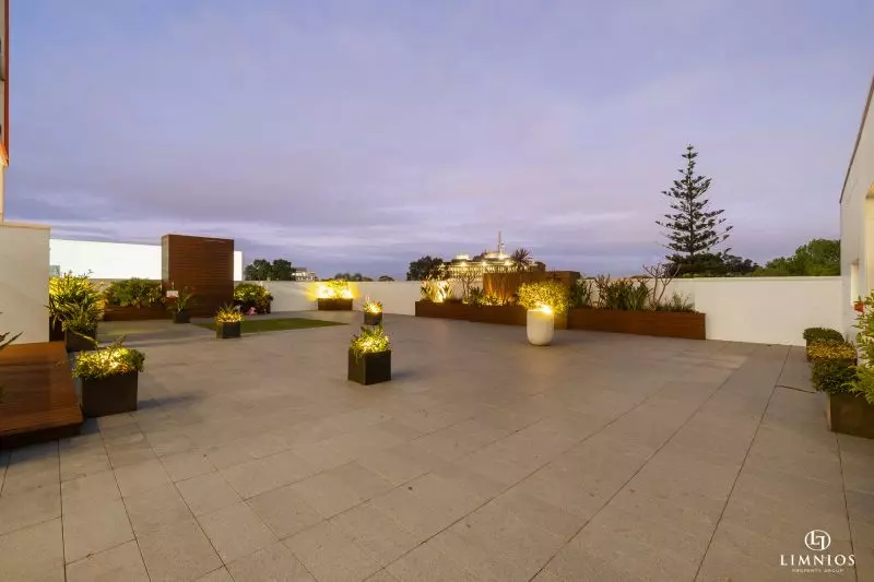 Lifestyle and Location!