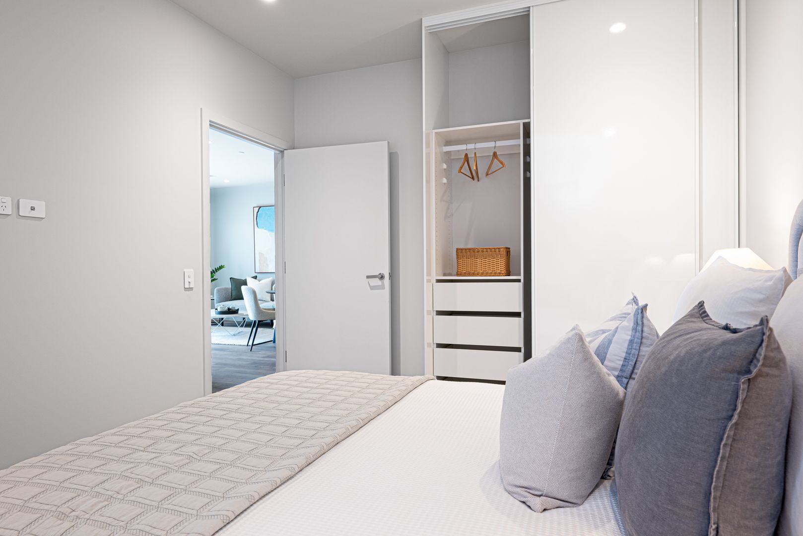 Discover Encore Apartments: Luxury Living to Gold Standard