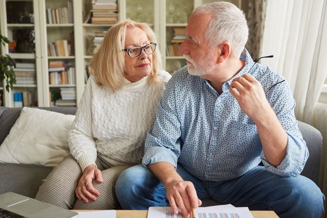 Why do you need a qualified solicitor for a retirement village contract?