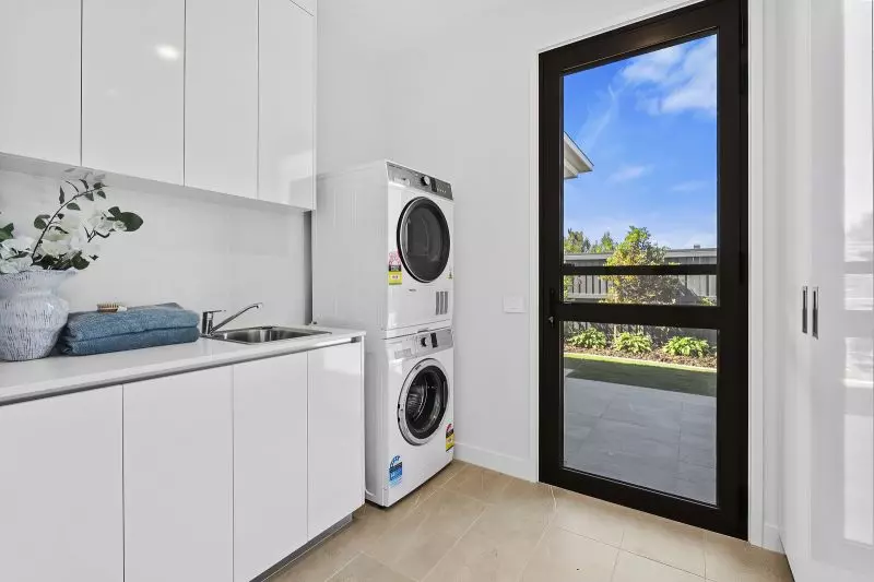 Spacious elegance, smart storage, and zero compromise!