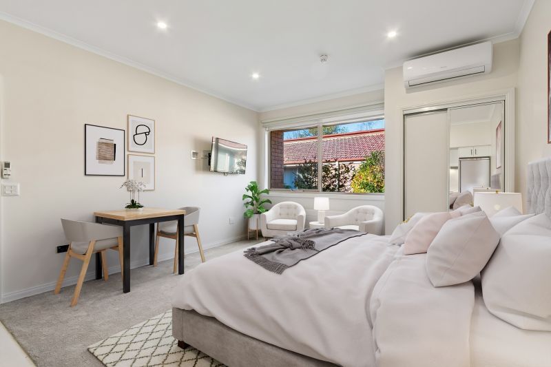 Beautifully presented studio apartment