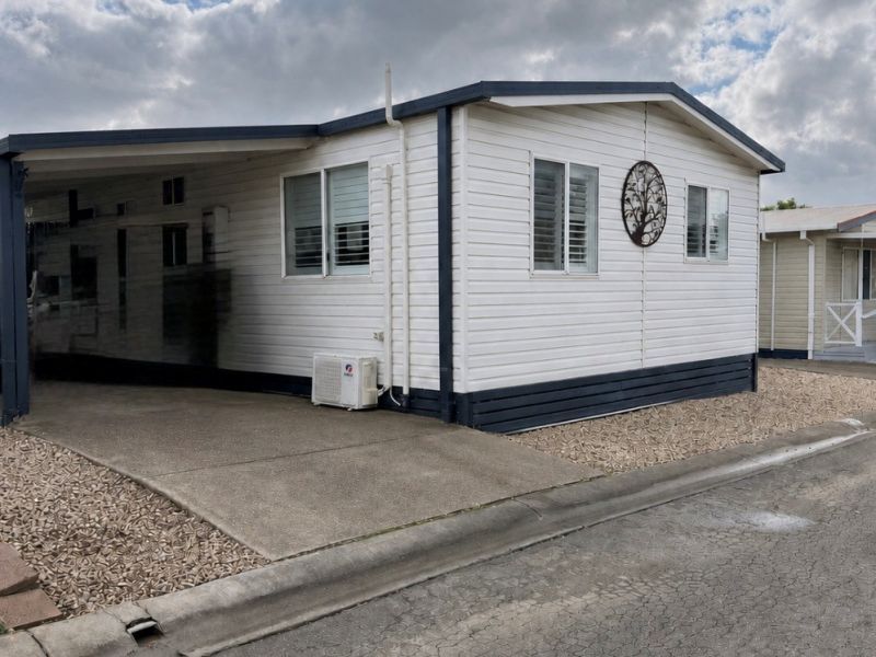 Modern Living in a Secure, Gated Community!