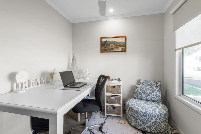 Modern Living with Scenic Views