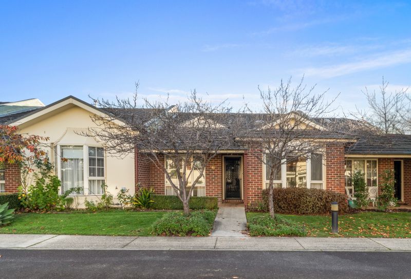 Modern 2-bedroom villa close to amenities