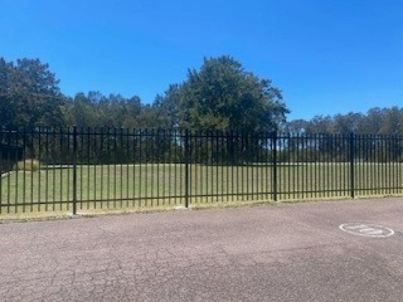 Neat & Tidy 1 Bedroom Home with views