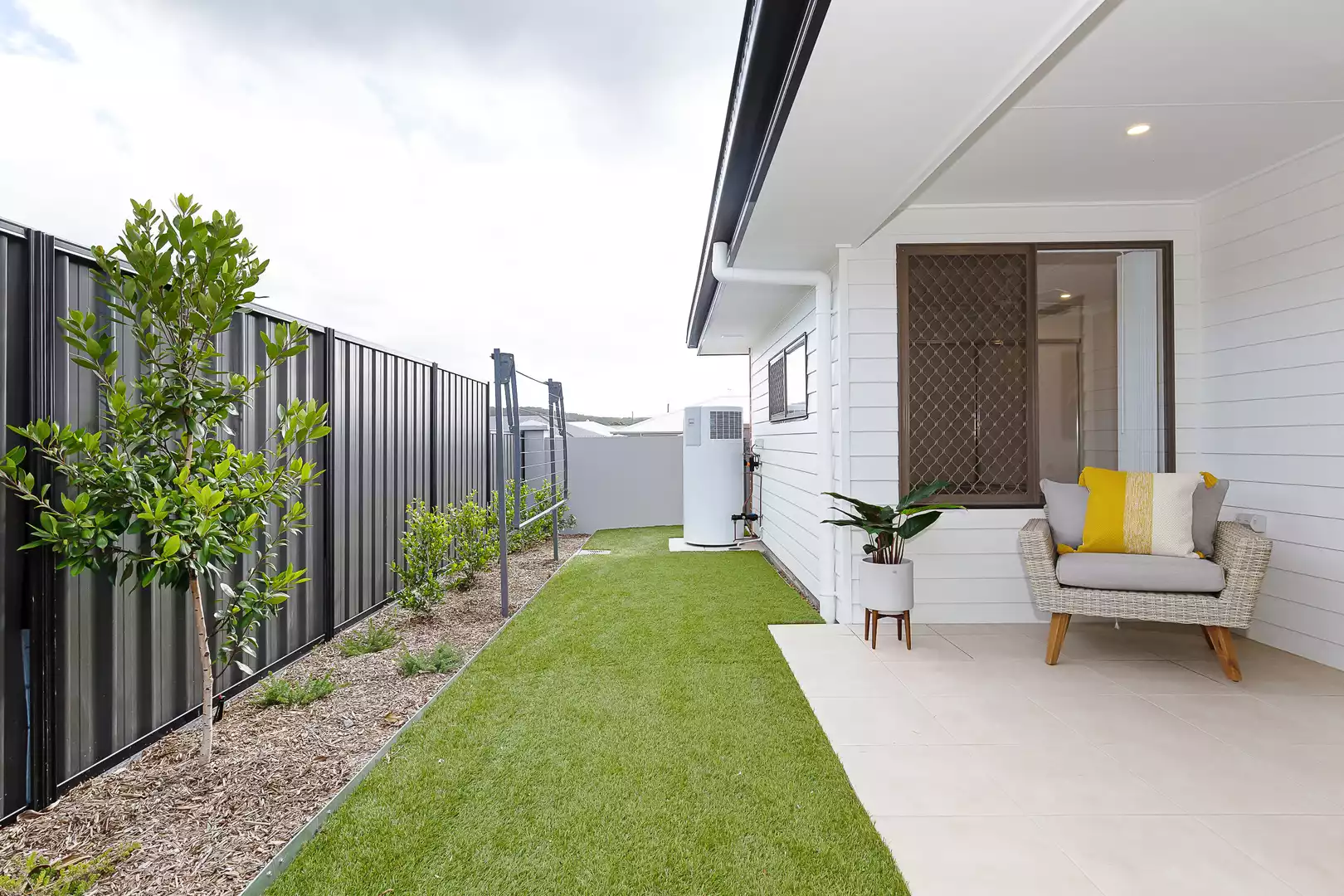 Villa 38 - Oak Tree Boolaroo - 2 Bed + 1 Bath