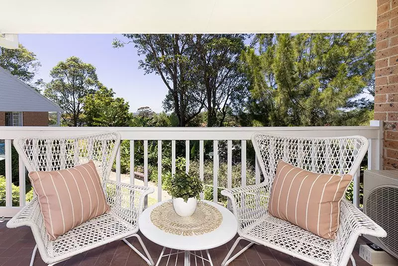 Newly renovated unit with a beautiful view, very private, set in a tranquil location of the village.