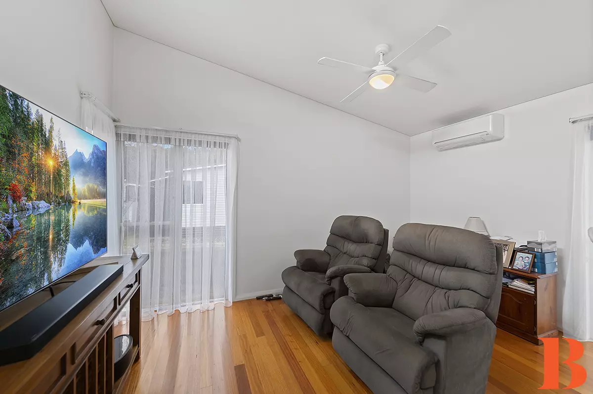 UNDER CONTRACT - Presented As New !!! - Easy Lifestyle with no Maintenance 