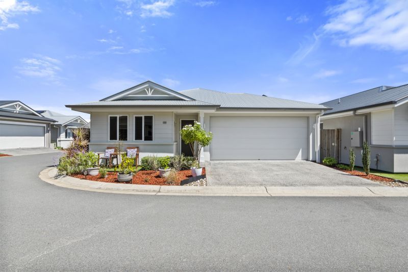 Tranquil Living in the Gardens Precinct
