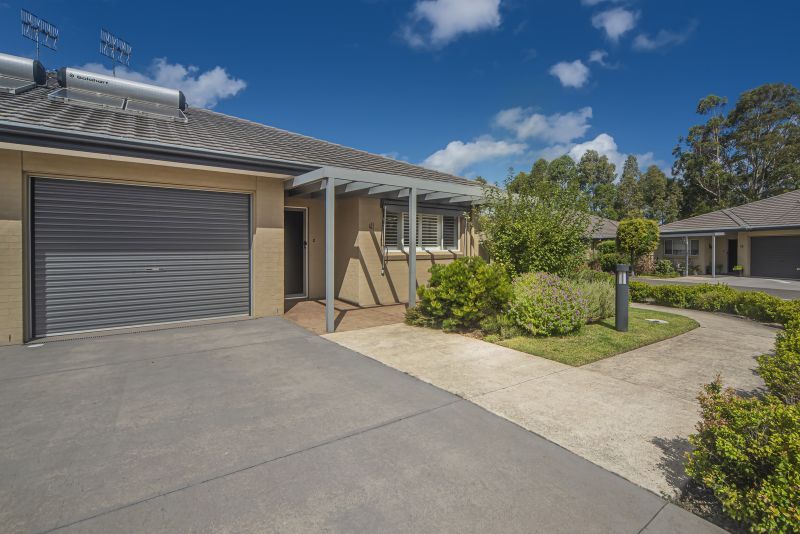 Light-filled modern villa