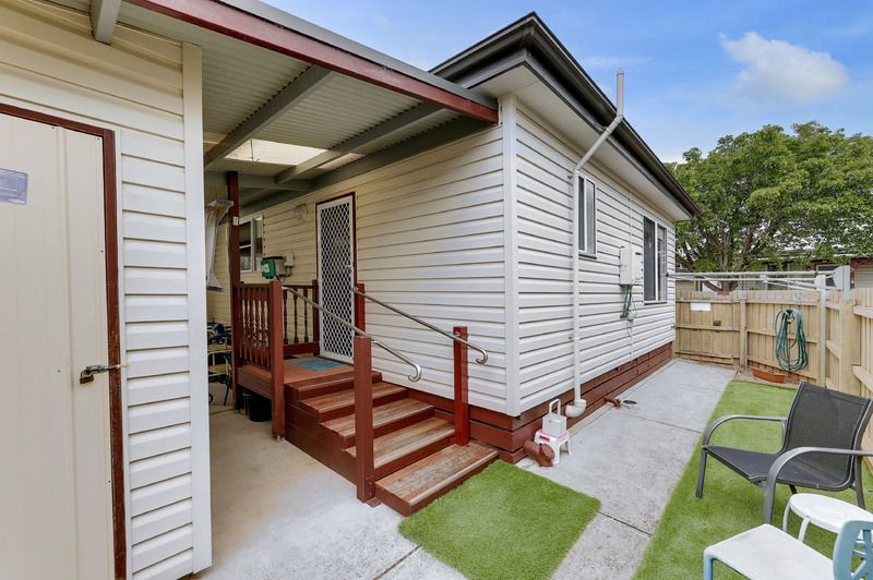 1 bedroom home in pet friendly community