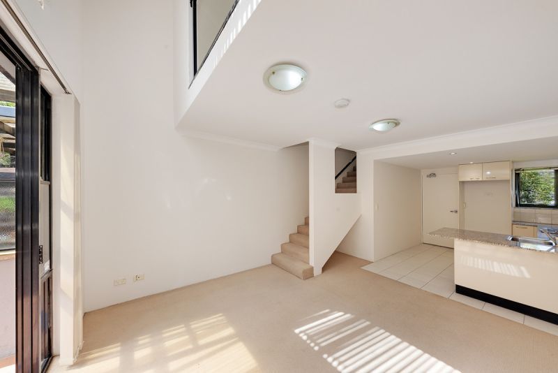 Sunny Split level Splendor!