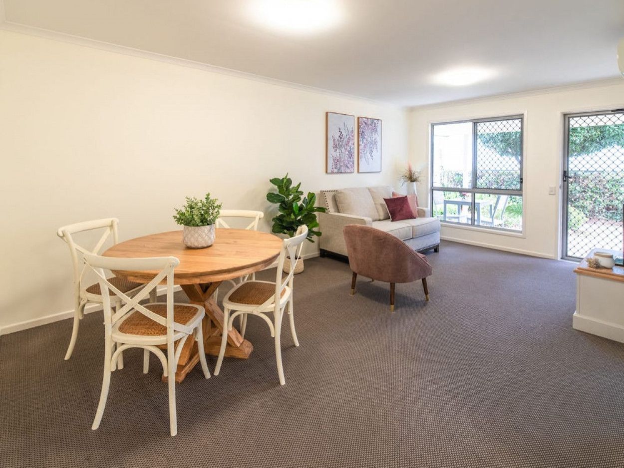 Oak Tree Retirement Village Boronia Heights - 2 Bed + 1 Bath Villa