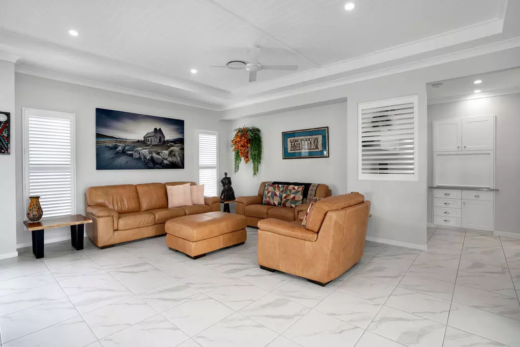 74 Oakdale II at Palm Lake Resort Beachmere Bay