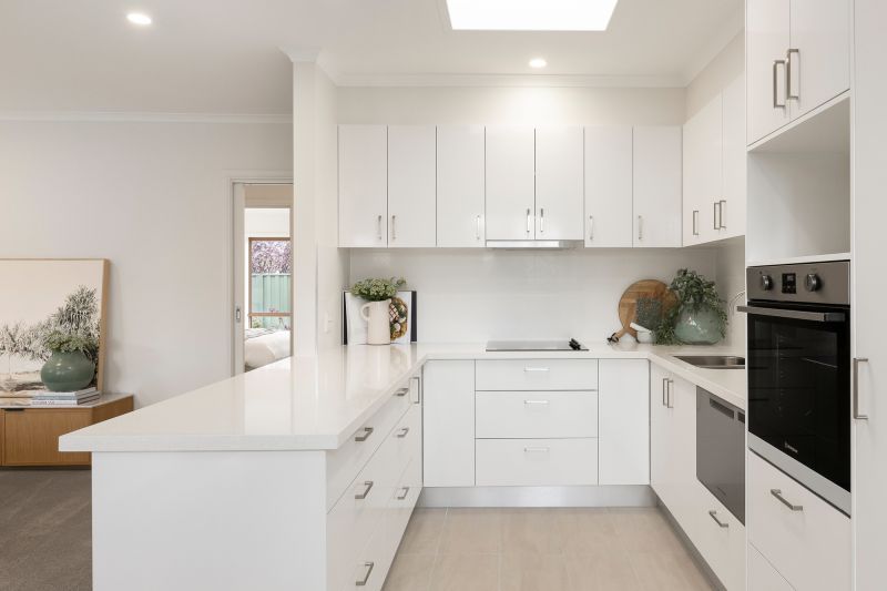 Lovely 2-bedroom villa with alfresco area and landscaped gardens