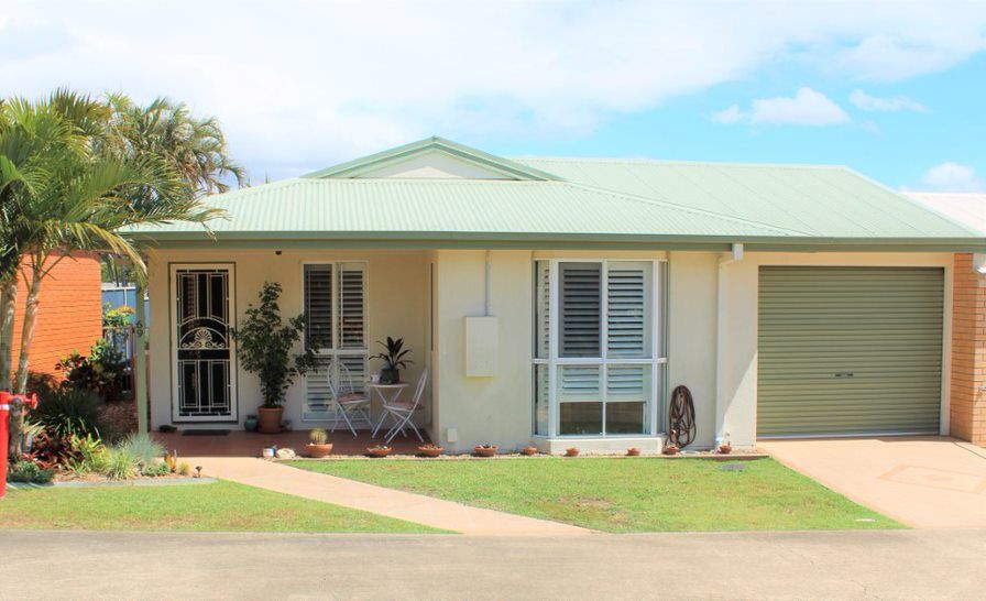 ALL READY FOR YOU  WITH NEW KITCHEN