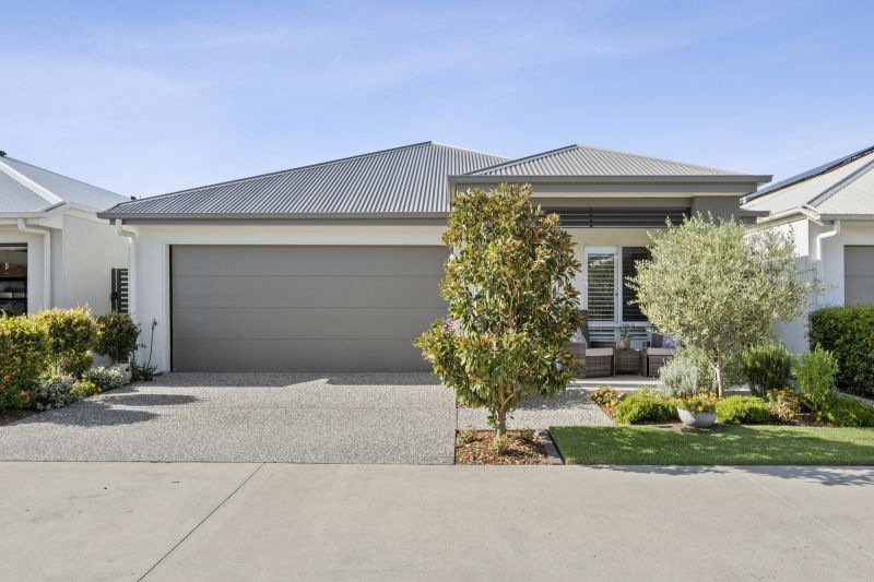 Site 153 - Established Kalbar