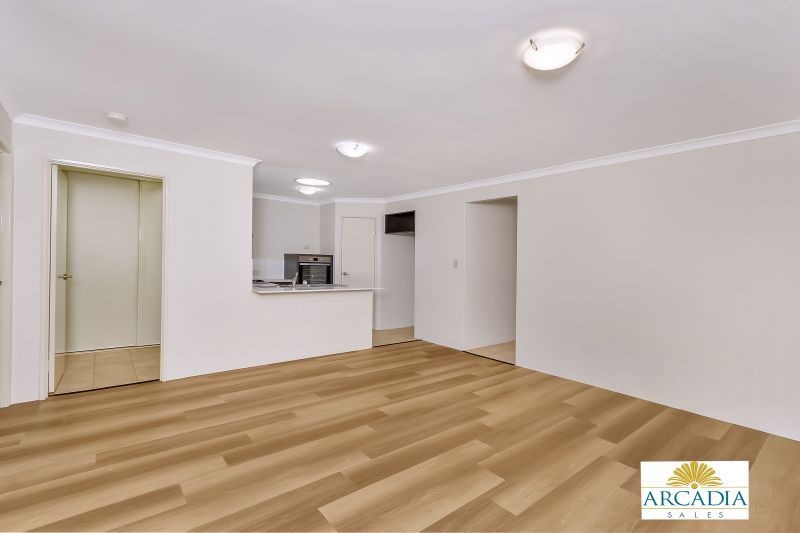 ARCADIA WATERS MADDINGTON - New Stone Bench Top Kitchen, 2 Bedroom + Study