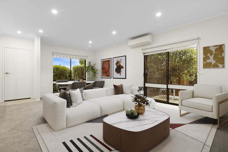 2-bedroom villa with a bright sunroom