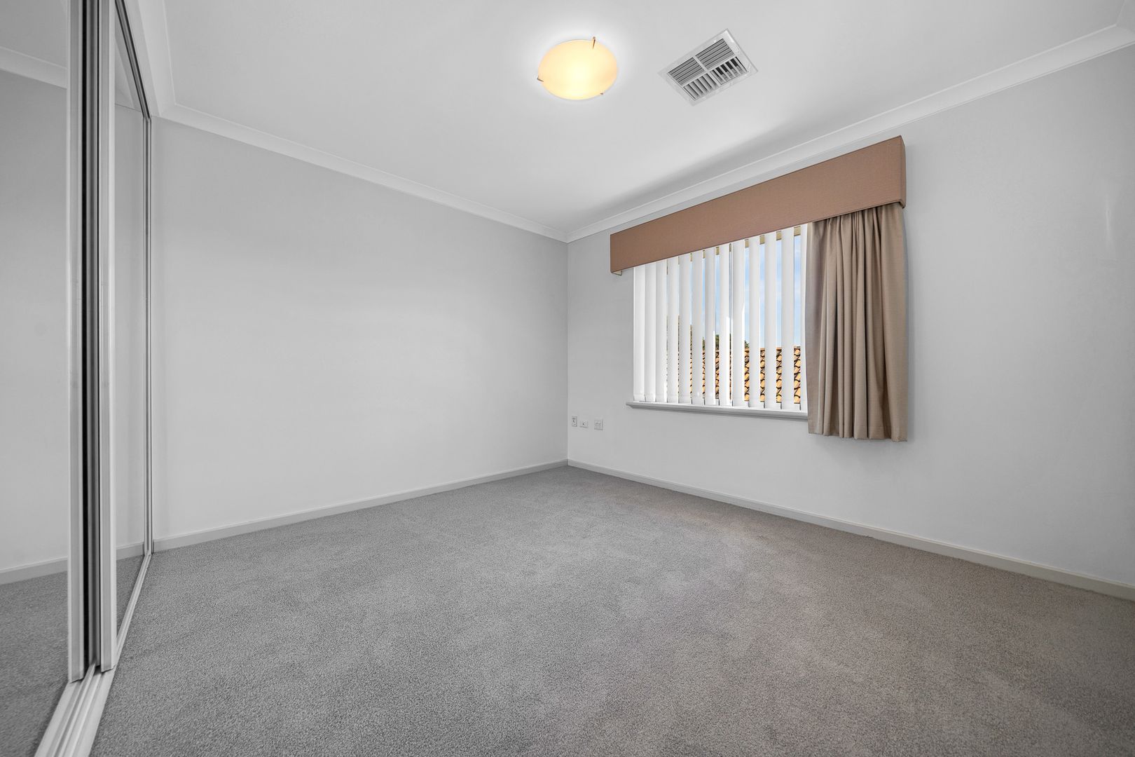 Great value Villa 42 in MYVISTA 