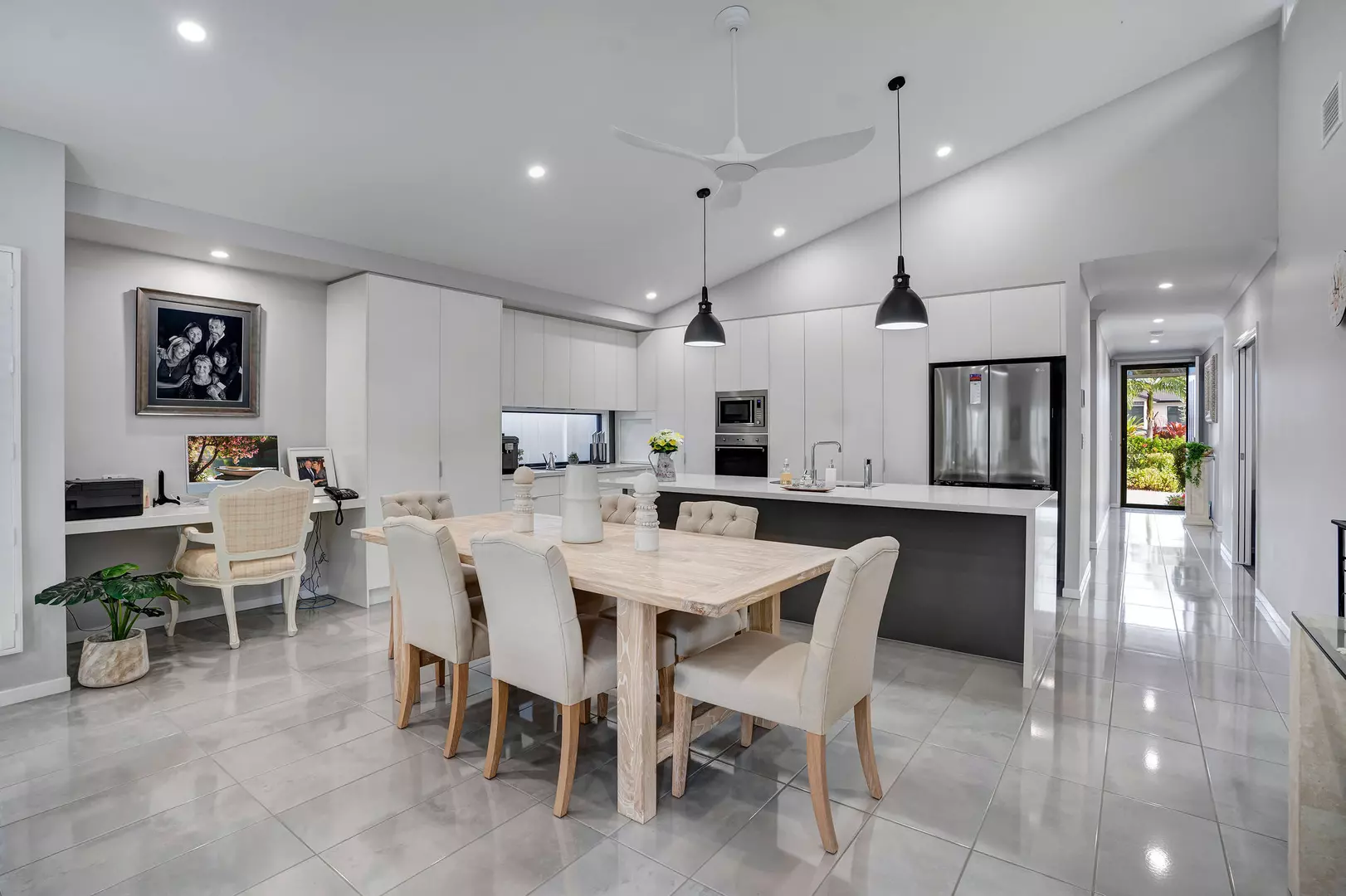 Manaboa by Palm Lake Resort