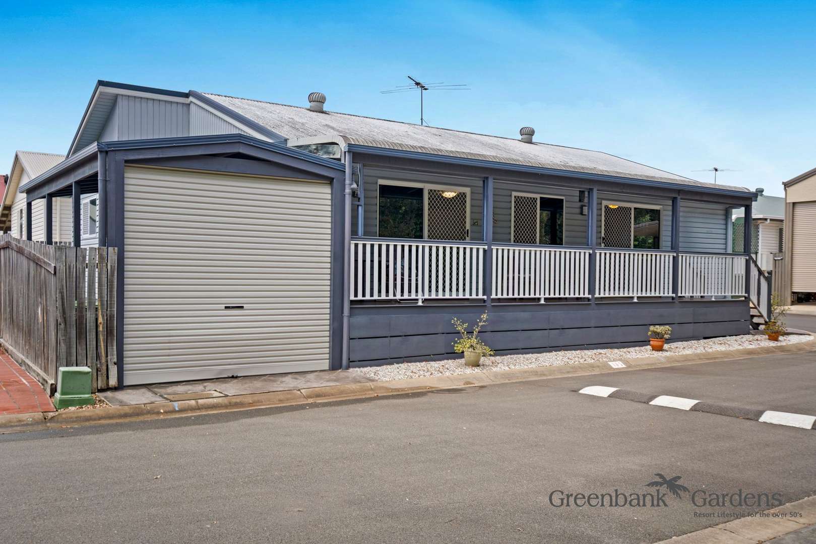 Introducing an Exquisite 3 Bedroom Home - GREENBANK GARDENS