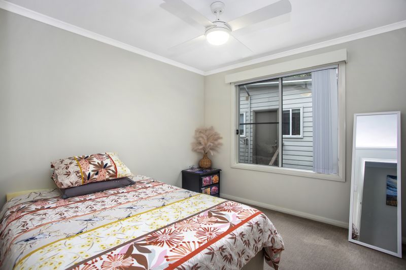 Well presented! Two bedrooms with Study & Second Bathroom with Bath