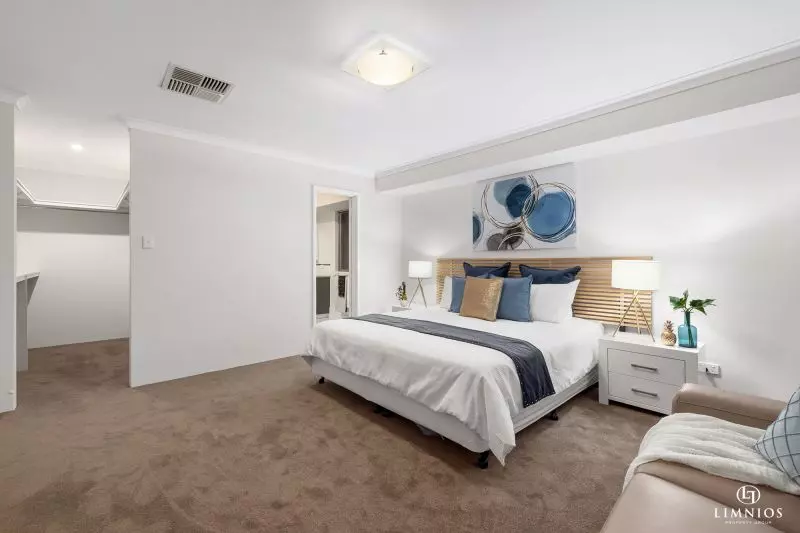 Stylish and Spacious Family Home on a big Land!