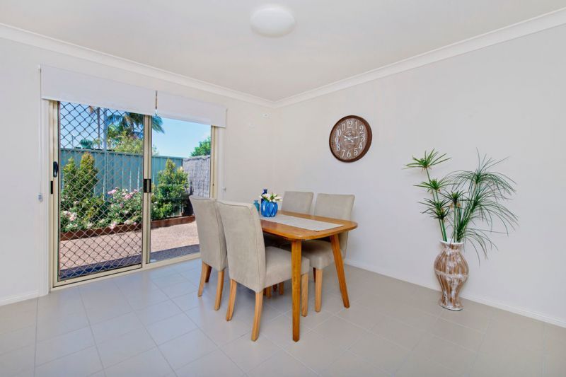 Neat, light filled, no stairs and north facing villa in Port Macquarie.