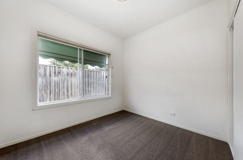 Walking Distance to Village!