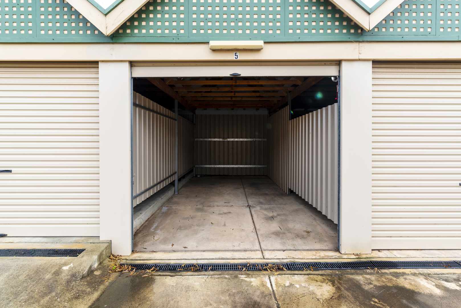 Quiet Location - Walk to Main Street