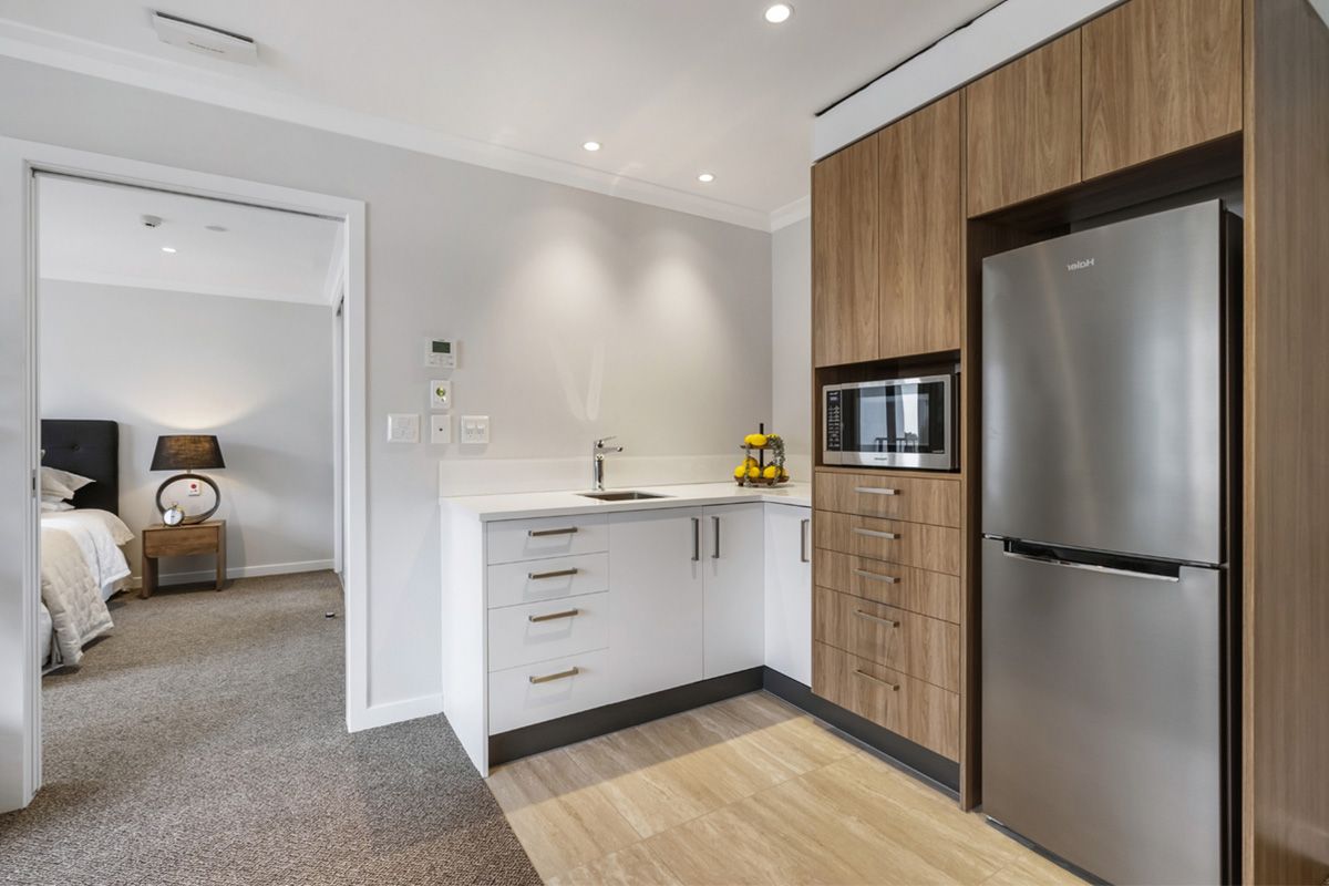 Independence with support