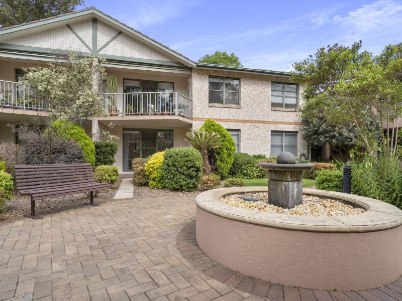 Open plan living with garden outlook