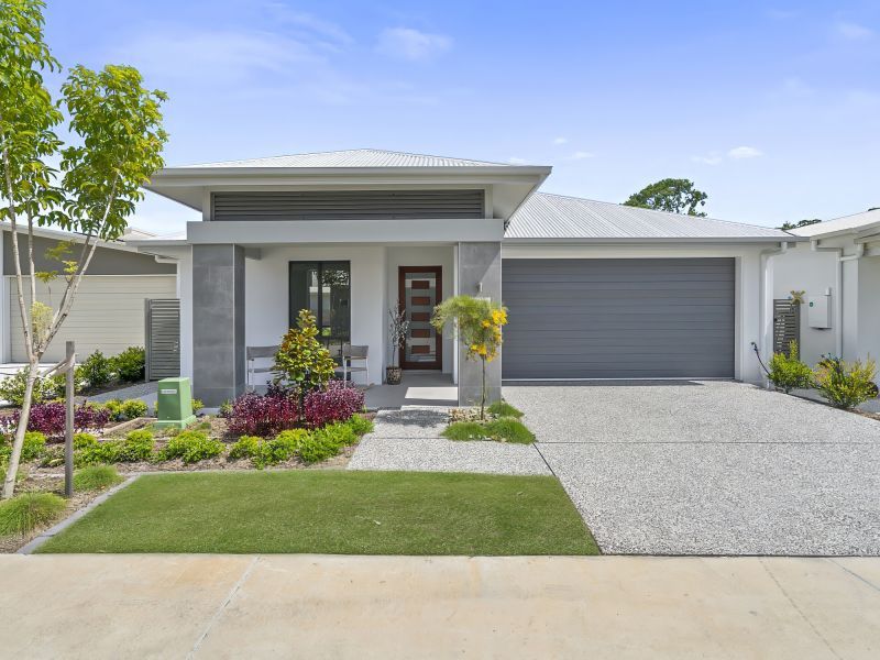 266 - Monteverde on the Lake on Large Site