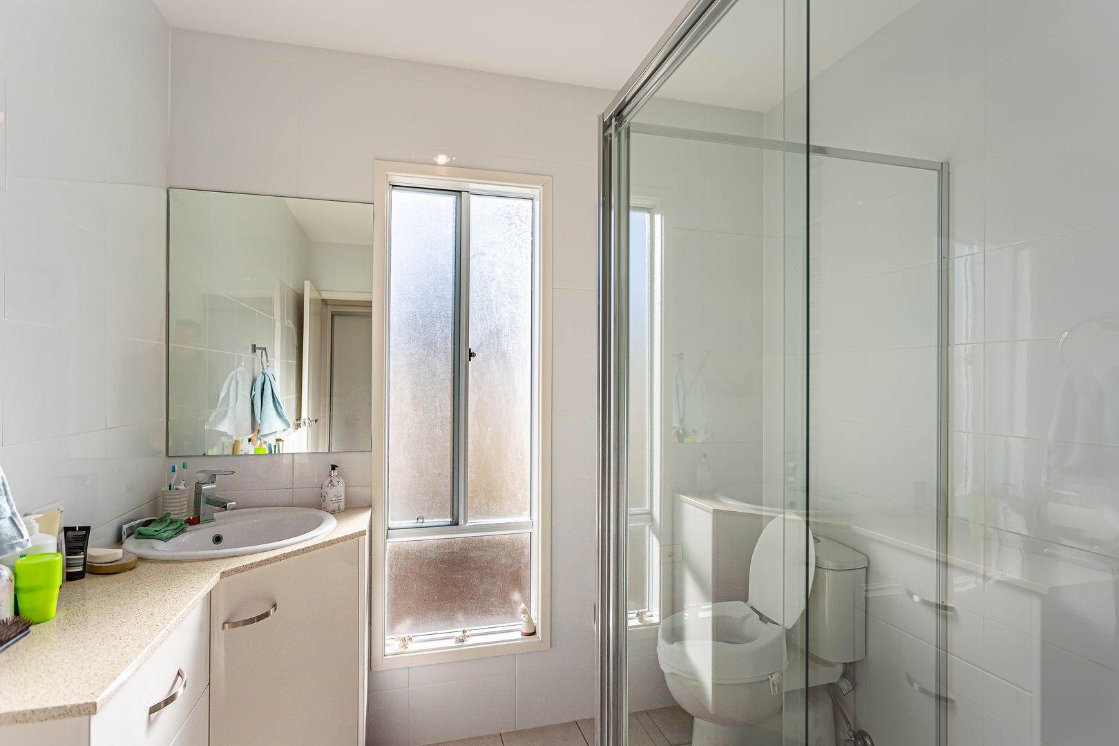 Palm Lake Resort Fern Bay - Close to all amenities